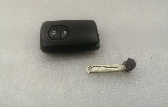 Toyota Verso Ignition key/card 899040F010 6951552110