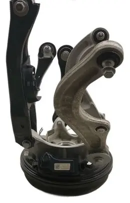 Rear wheel hub spindle/knuckle