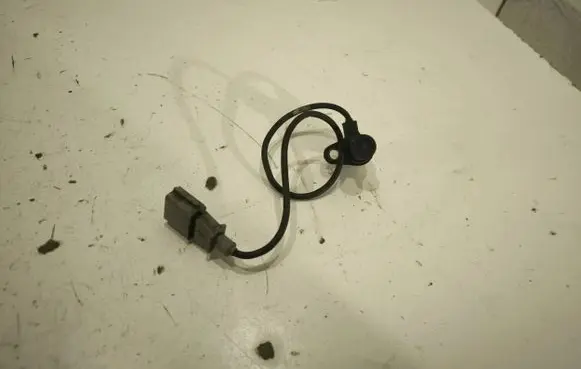 Audi A6 S6 C6 4F Crankshaft position sensor 0261210179