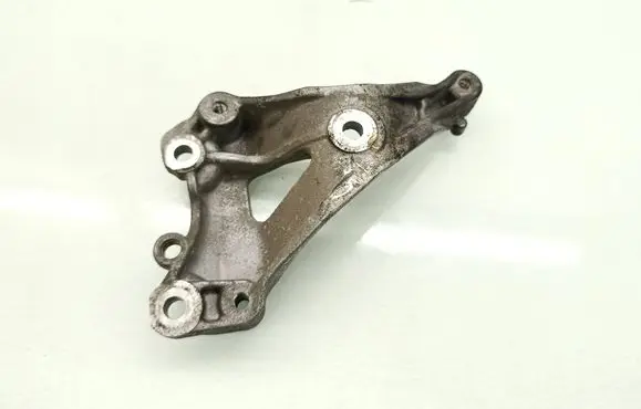 Citroen C3 A/C compressor mount bracket 758078180