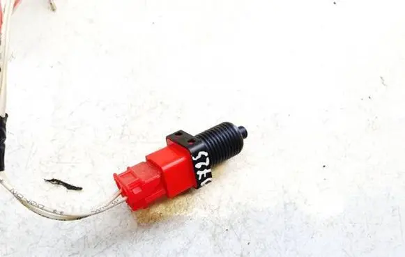 Brake pedal sensor switch