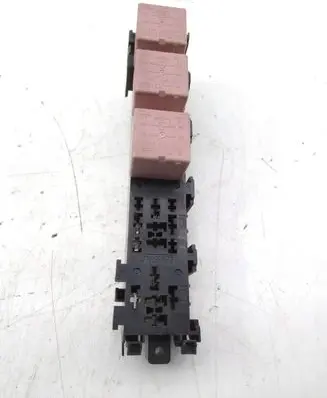 Renault Kangoo I Fuse module 20240041