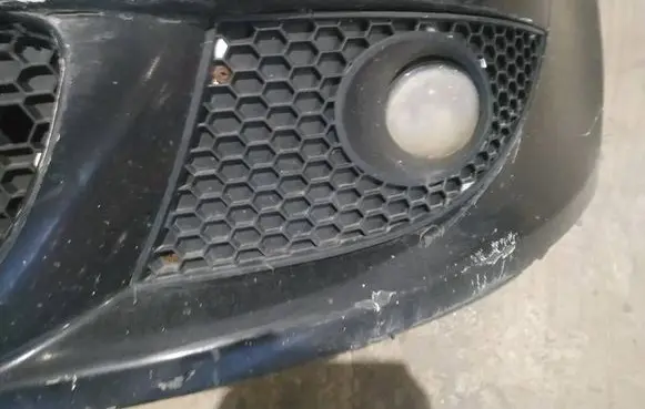 Seat Toledo III (5P) Front bumper lower grill