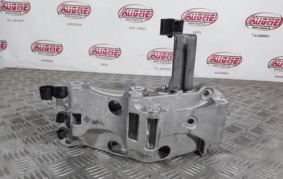 BMW X3 F25 Engine mounting bracket 7619250 18095810