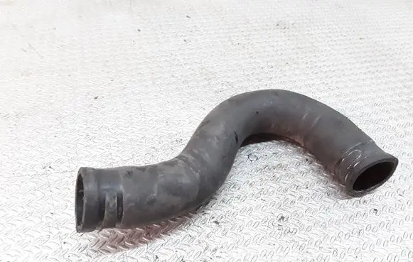 KIA Sorento Engine coolant pipe/hose