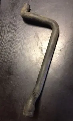 BMW 5 E34 Engine coolant pipe/hose 1391387