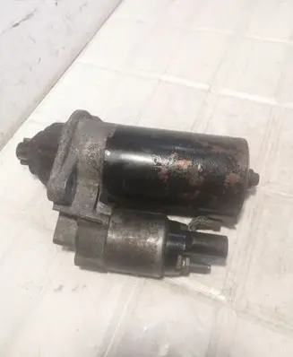 Skoda Octavia Mk2 (1Z) Starter motor 1005831311