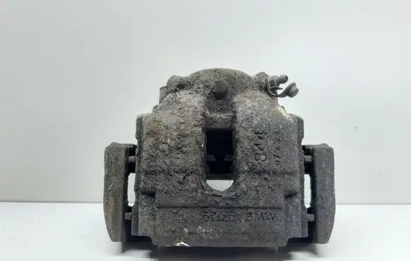 BMW X3 E83 Front brake caliper
