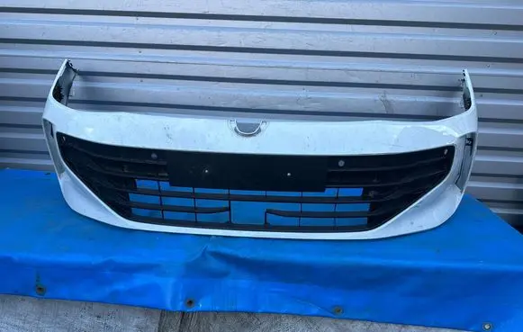 Volkswagen PASSAT B9 Front bumper 3J0807221 3G0807221A
