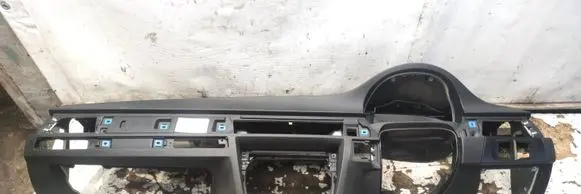 BMW 3 E92 E93 Dashboard 7077966 0930500