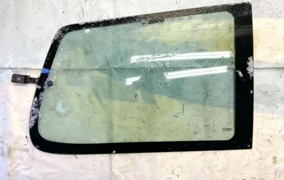 Peugeot 807 Rear side window 43r000929 43r-000929