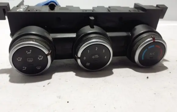 Renault Trafic III (X82) Air conditioner control unit module 285257697R
