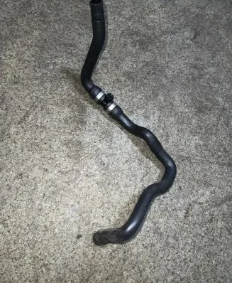 BMW 5 E39 Engine coolant pipe/hose 8378951