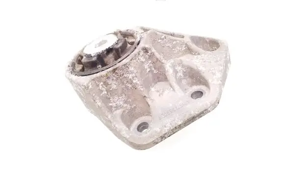 Audi A4 S4 B7 8E 8H Rear differential mounting bracket 8E0599125M 8E0599125S