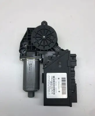 Volkswagen Phaeton Rear door window regulator motor 3D0959703K