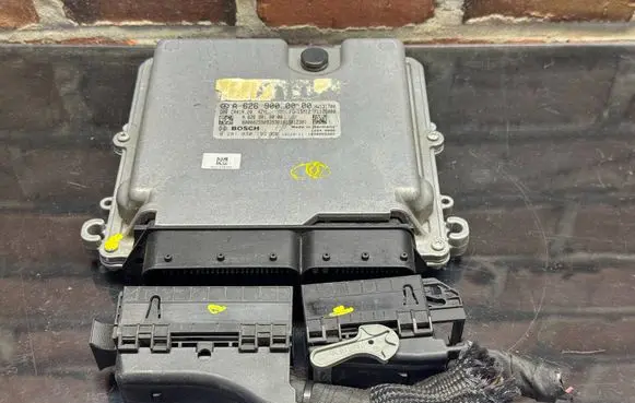 Mercedes-Benz C W205 Engine control unit/module A6269000000 A6269010000 0281030192