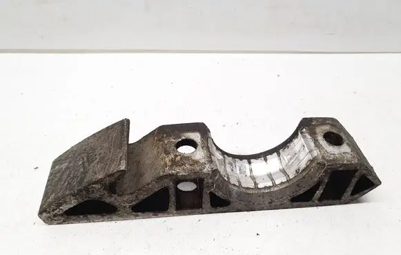 Volkswagen Touareg I Sway bar bush bracket, front 7L0411063B AW6082 001023377