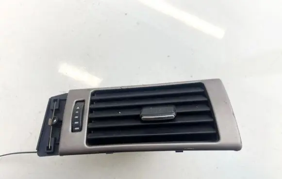 Dash center air vent grill