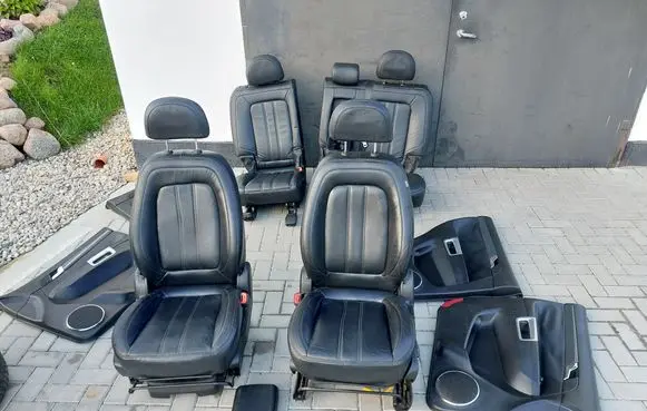 Seat set
