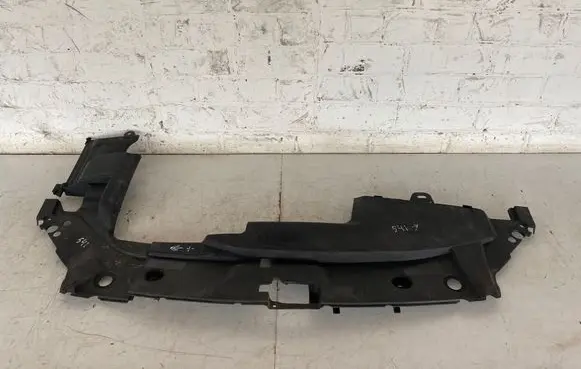 Toyota Avensis T250 Radiator trim 5379505031