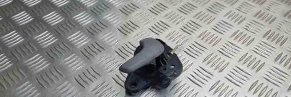 Chrysler Grand Voyager IV Front door interior handle L0077825AA