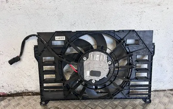 Jaguar I-Pace Radiator cooling fan shroud J9D38C607AC