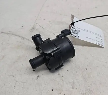 Jaguar XE Electric auxiliary coolant/water pump DX2318D474AC