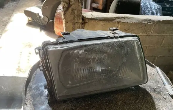 Audi 100 S4 C4 Headlight lense 301131956
