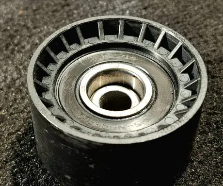 Alfa Romeo 159 Belt tensioner pulley 