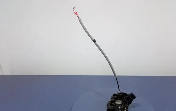 Ford Mondeo MK IV Front door lock 8M2A-R21812-AA