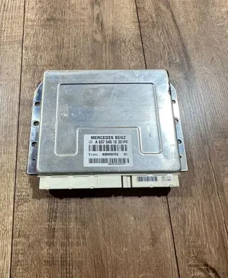 Mercedes-Benz CLS C219 Suspension control unit/module A0375451232 00004537C6
