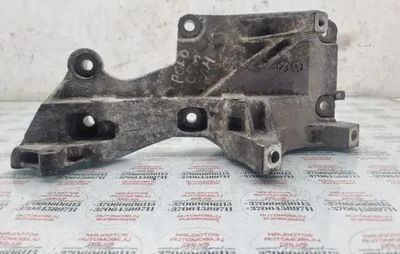 Volkswagen Polo IV 9N3 Generator/alternator bracket 045903143E
