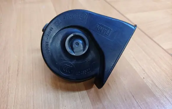 BMW 3 E92 E93 Horn signal 7159421