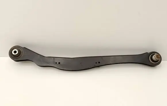 BMW 2 F46 Rear upper control arm/wishbone 6851563 6851565