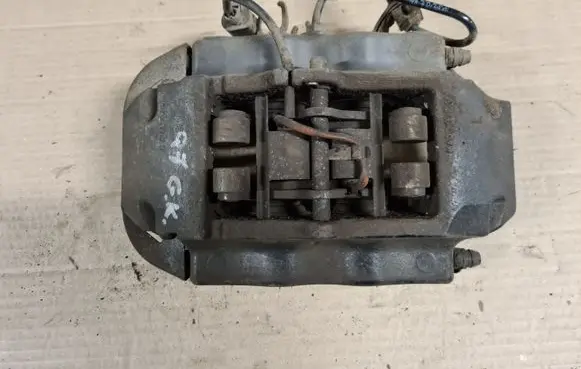 Audi Q7 4L Rear brake caliper