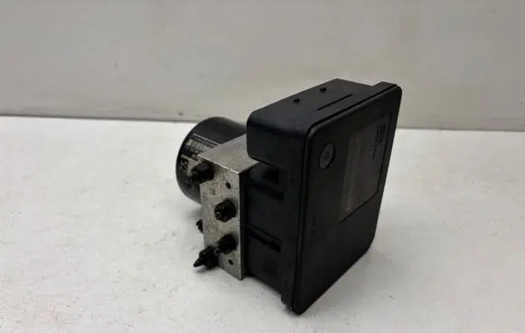 Audi A3 S3 8L ABS Pump 1C0907379K 1J0614417D