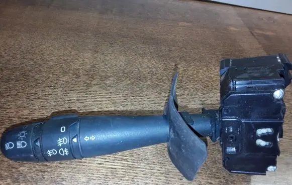 Renault Megane I Indicator stalk 36791B