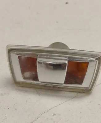 Opel Insignia A Front fender indicator light 13252455 13252456
