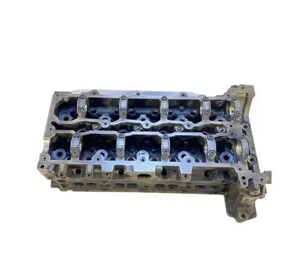 Mercedes-Benz Sprinter W906 Engine head R6510160201 F055804