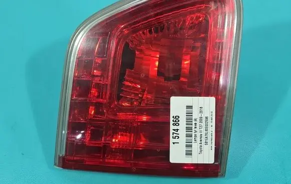 Toyota Avensis T270 Rear/tail lights IMPRK1574866