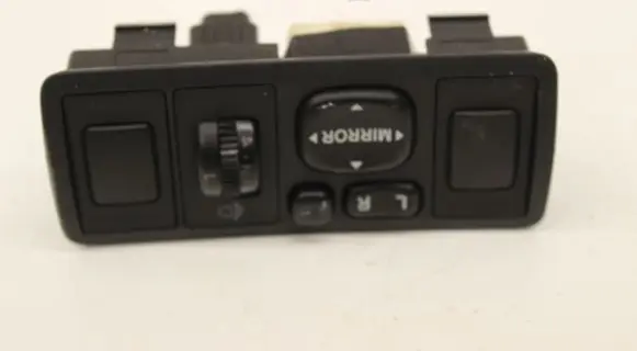 Toyota Avensis T250 A set of switches 183575 777669