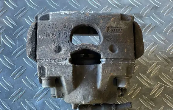 Opel Signum Front brake caliper
