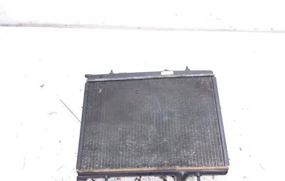 Citroen C4 I Coolant radiator 9654180480