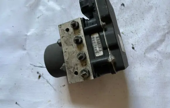 Mercedes-Benz E W212 ABS Pump A2124313512 0265951614