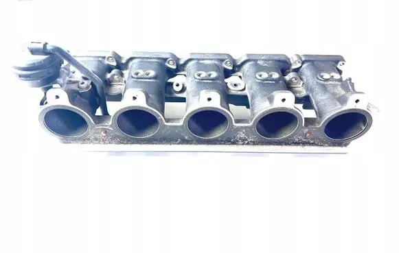 Audi RSQ3 Intake manifold 07K133201AE
