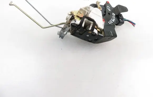 Suzuki Liana Front door lock