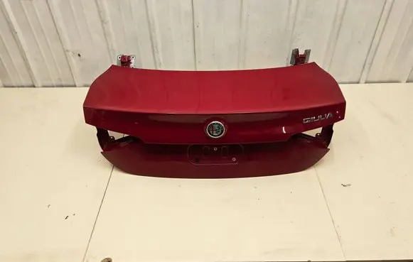 Alfa Romeo Giulia Tailgate/trunk/boot lid 50557204 50546976 50546975