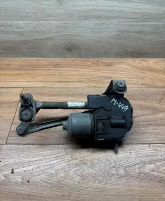 Seat Altea XL Front wiper linkage and motor 5P0955023E 3397020787