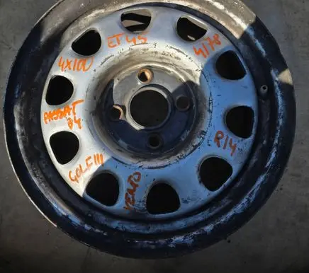 Volkswagen Golf III R14 steel rim 1h0601025p