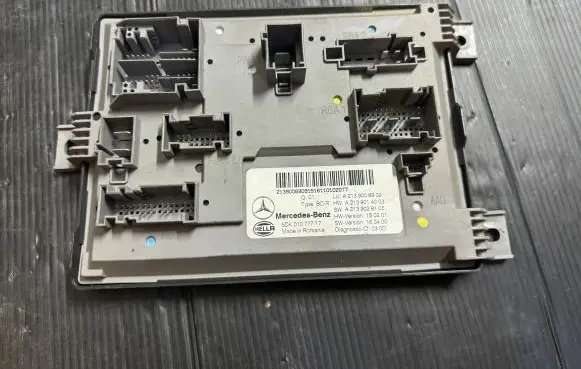 Mercedes-Benz E W213 Comfort/convenience module A2139006909 A2139028105